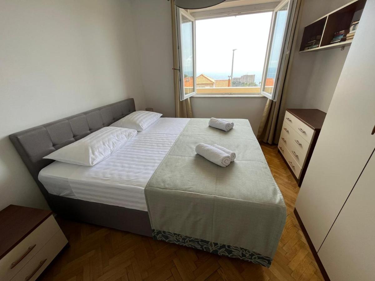 Apartment Gallery - View Of The Old Town & Free Parking Ντουμπρόβνικ Εξωτερικό φωτογραφία